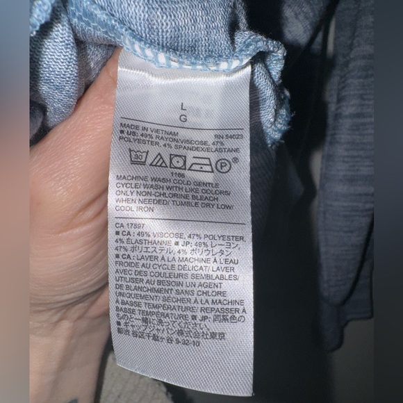 Banana Republic long sleeve blouse - Picture 6 of 6